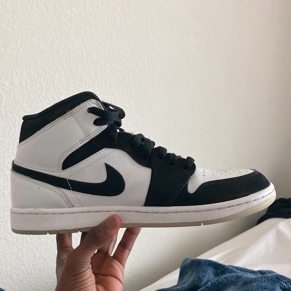 Diamond Shorts - Picture 3 of 4